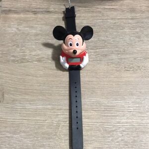 VTG 1990 Walt Disney MICKEY MOUSE TALKING TIME WATCH by Sounds Fun